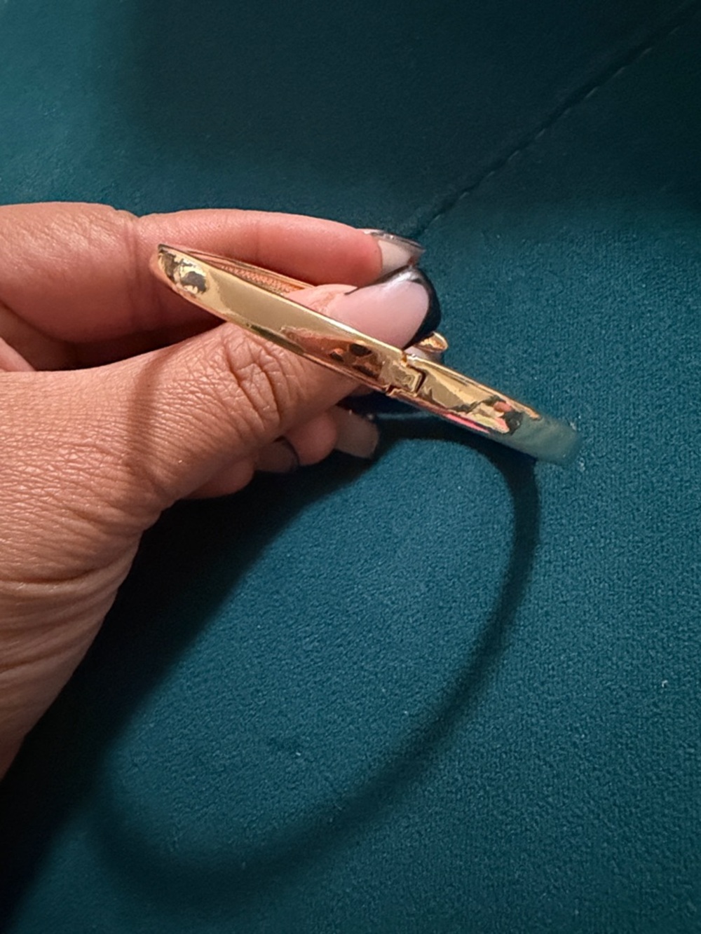 Fuchsia Crystal Hinged Bangle With Gold Bracelet - Picture 3 of 3